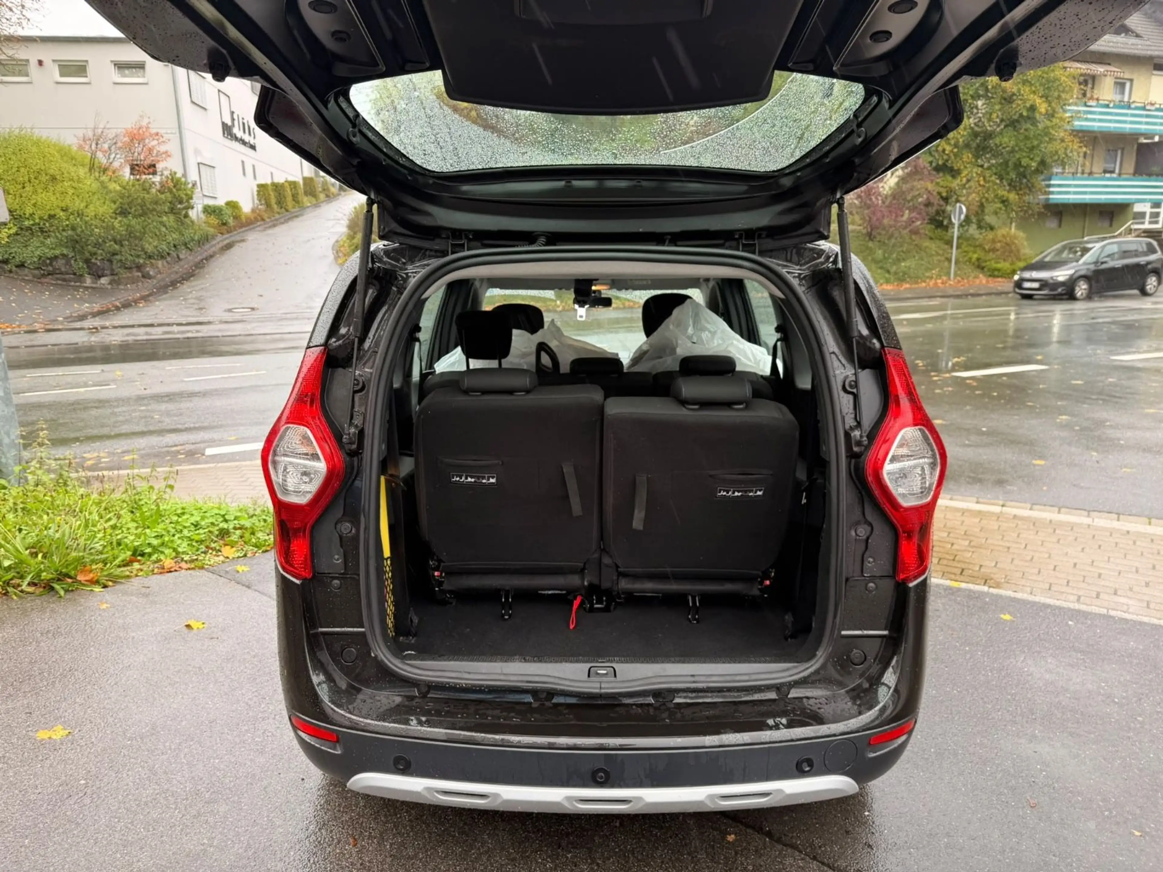 Dacia Lodgy Stepway Plus Klima,SHZ,Navi,R.K.PDC7 Sitze — photo 19