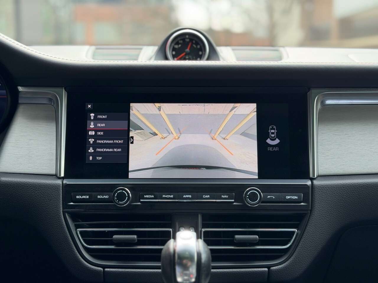 2021 Porsche Macan AWD thumb 14