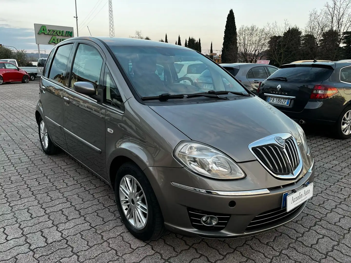 Lancia MUSA 1.4 BEN/GPL CAMBIO AUTOMATICO SI A NEOPATENTATI Gri - 1