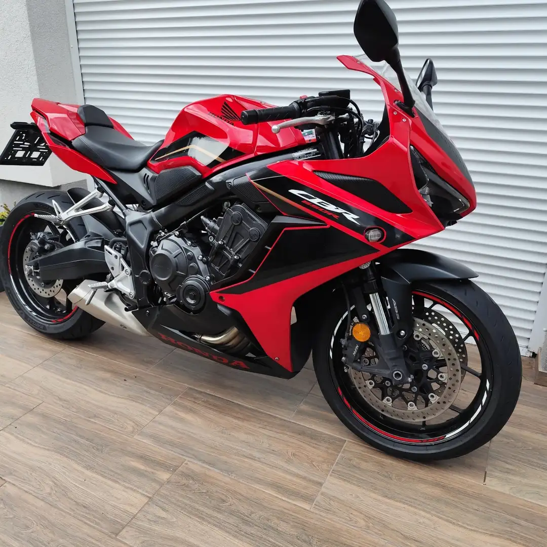 Honda CBR 600 R Rood - 1