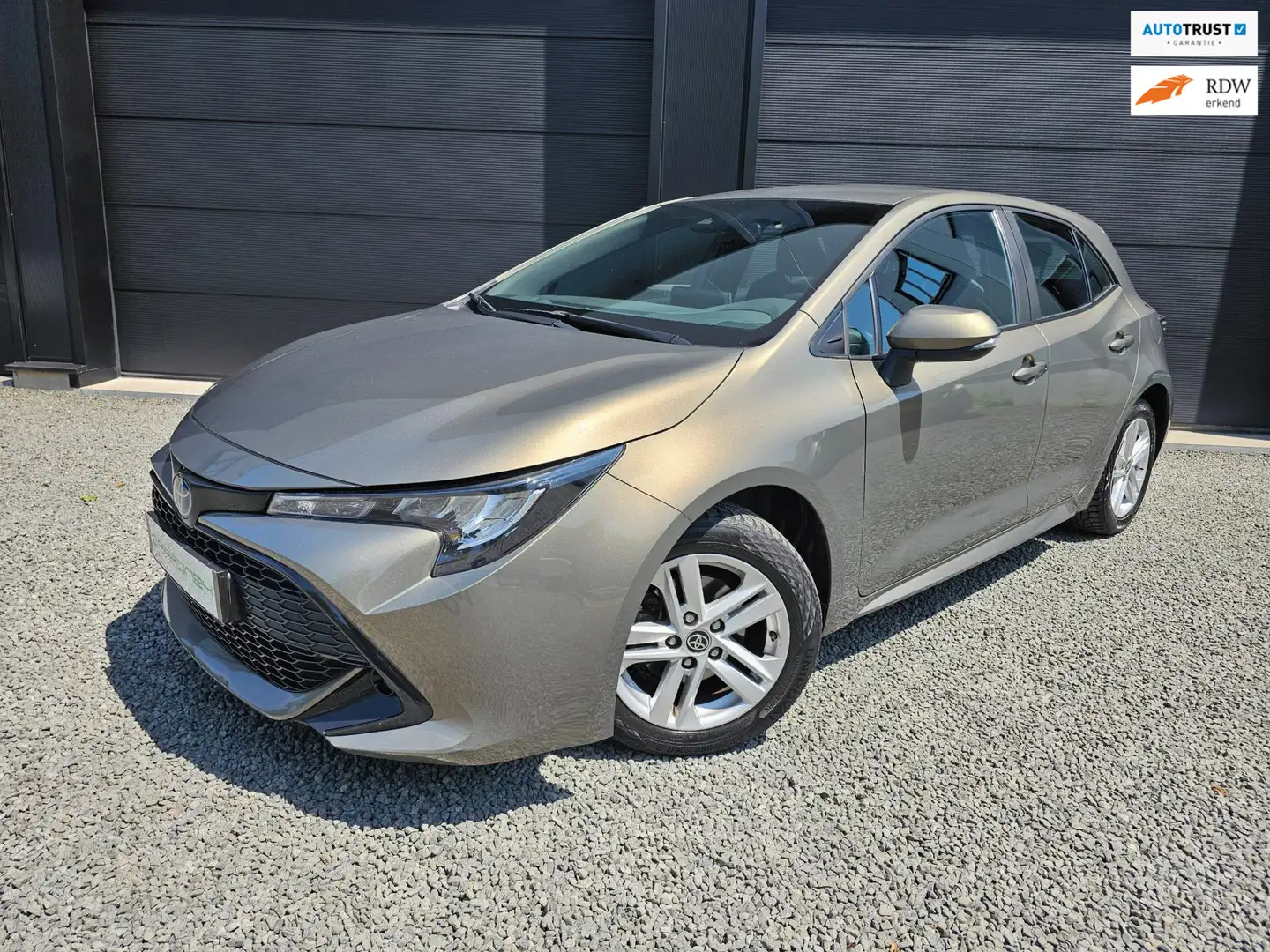 Toyota Corolla 1.8 Hybrid FACELIFT | 1e Eig. | Navi | ECC | LM | Verde - 1