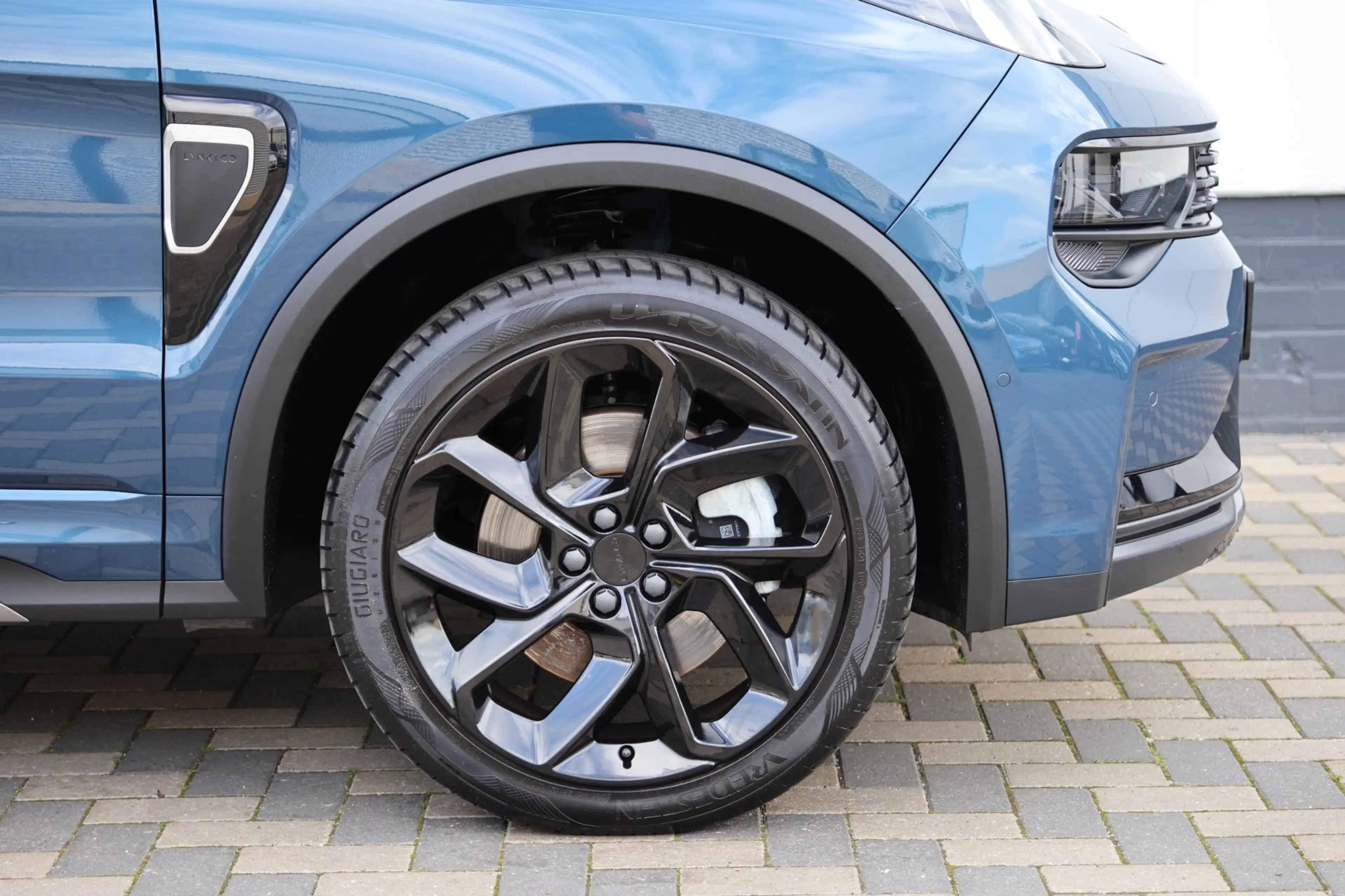 Lynk & Co 01 1.5 PHEV 262PK Camera Black Pack NAP BTW !! — photo 38