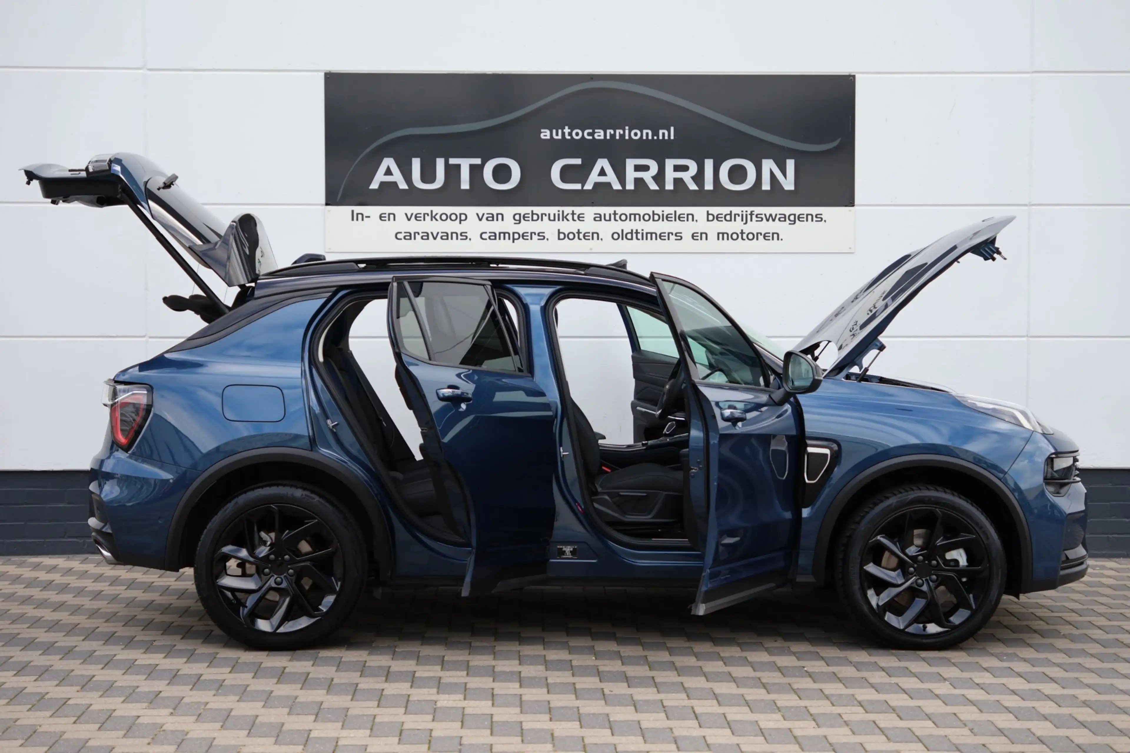 Lynk & Co 01 1.5 PHEV 262PK Camera Black Pack NAP BTW !! — photo 3