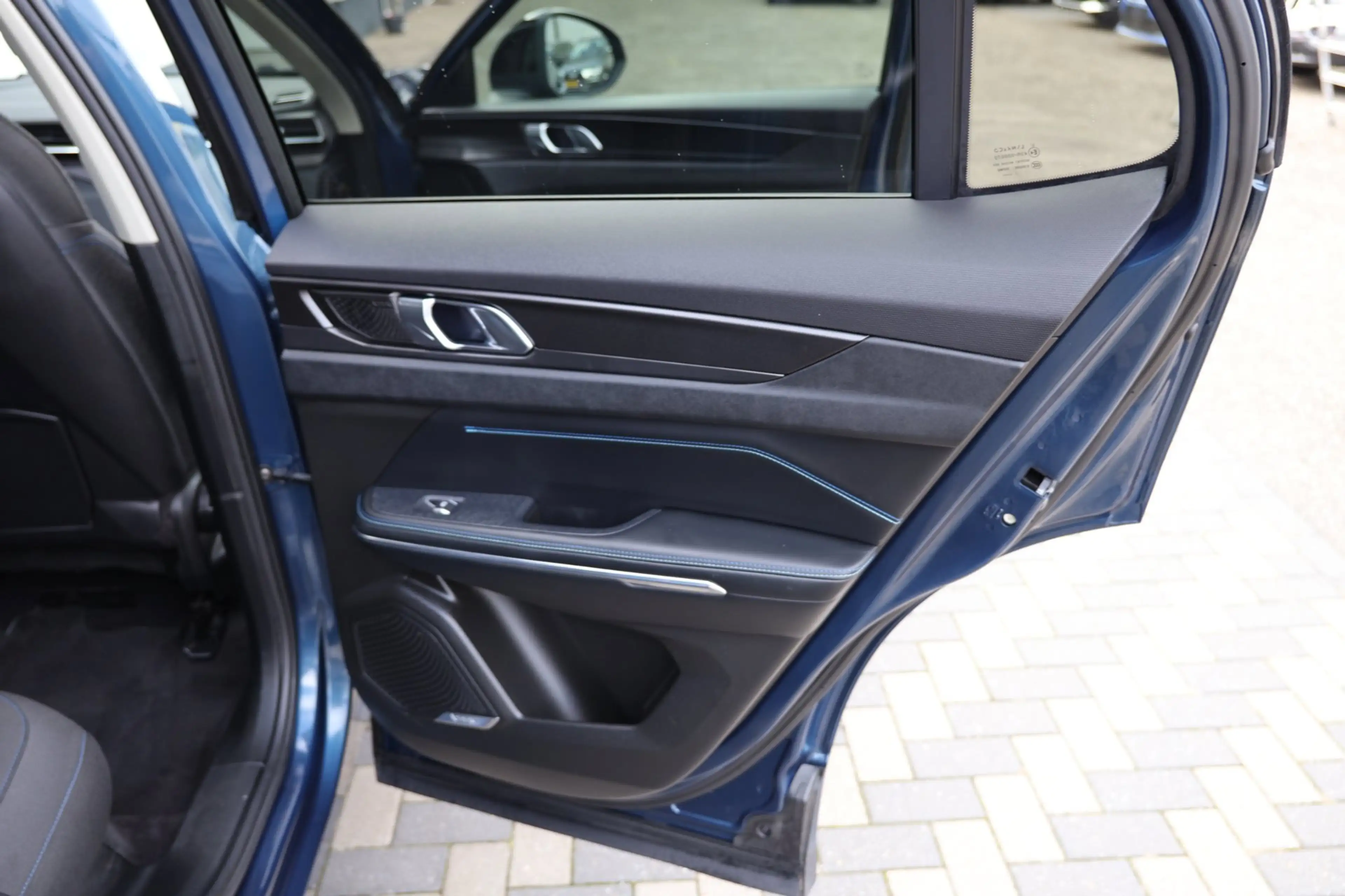 Lynk & Co 01 1.5 PHEV 262PK Camera Black Pack NAP BTW !! — photo 48