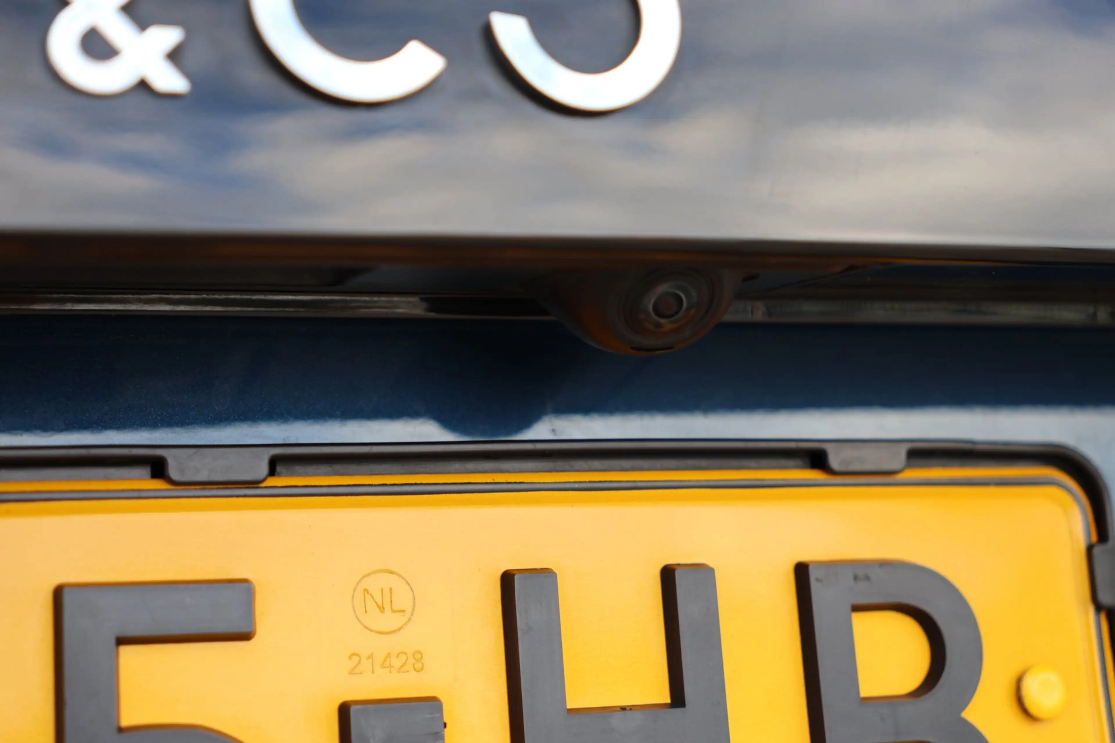 Lynk & Co 01 1.5 PHEV 262PK Camera Black Pack NAP BTW !! — photo 34