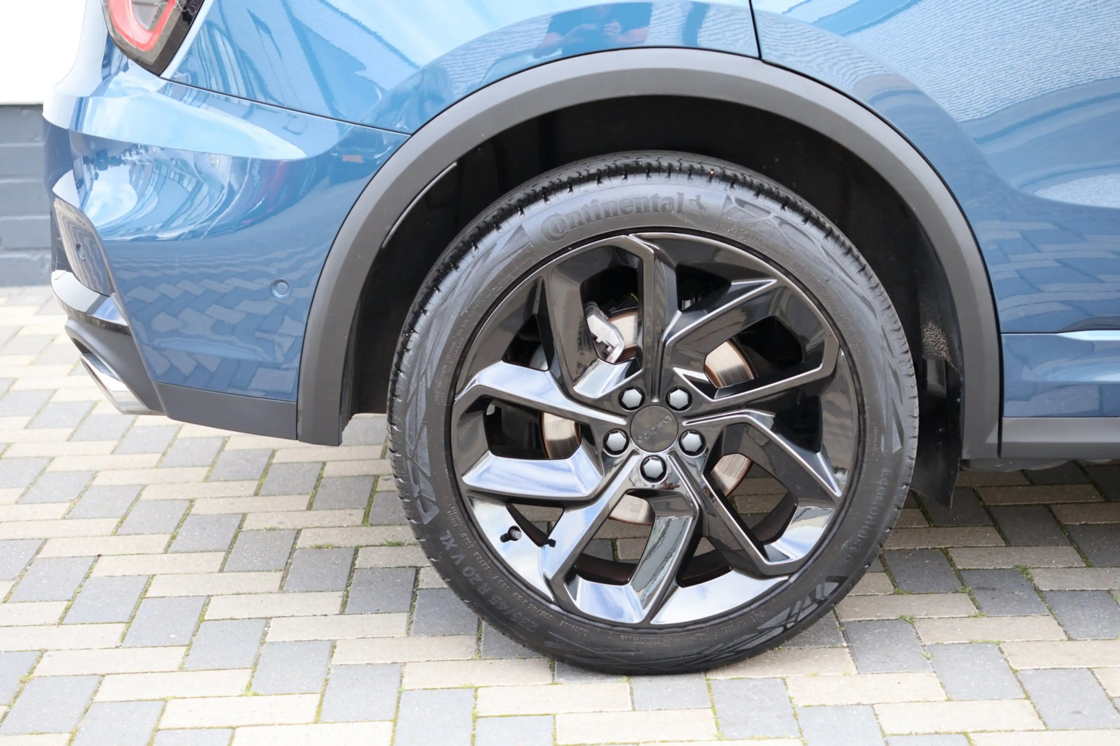 Lynk & Co 01 1.5 PHEV 262PK Camera Black Pack NAP BTW !! — photo 37