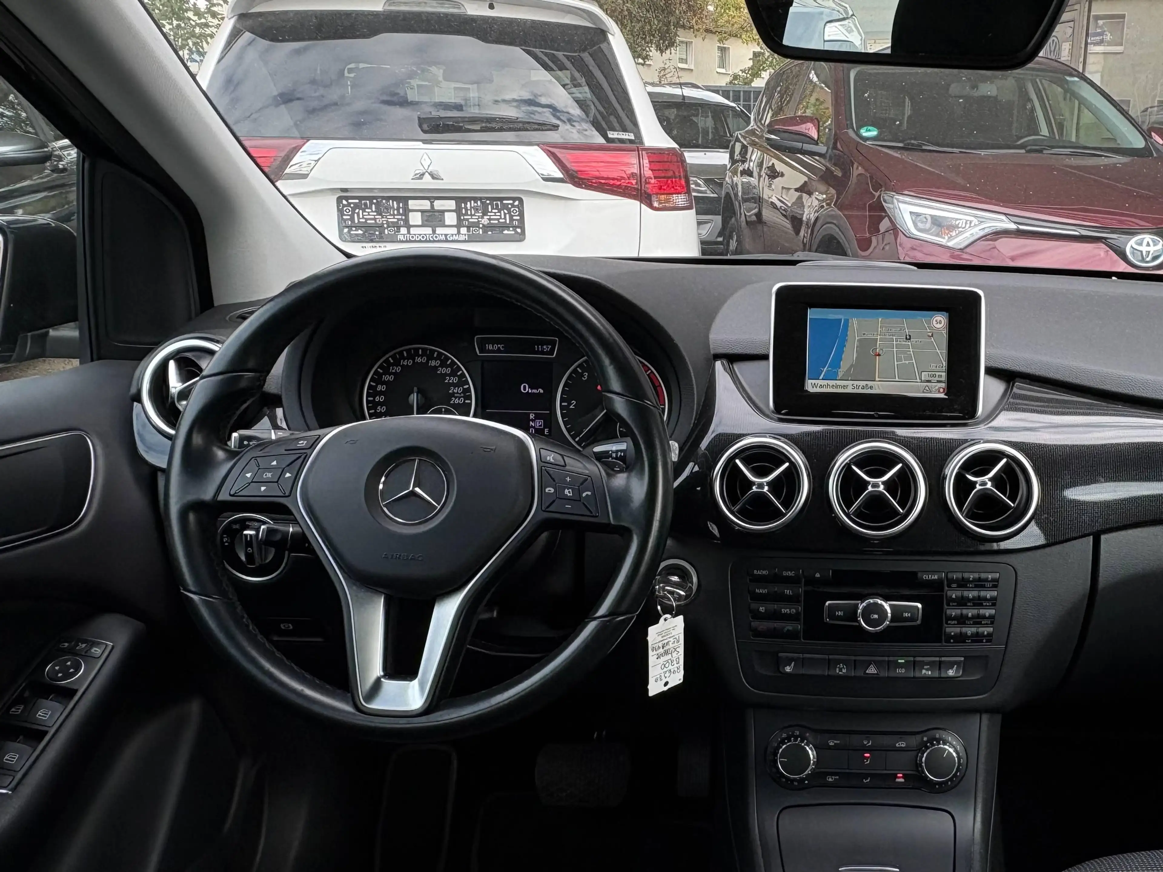 Mercedes-Benz B 200 B 200 CDI (BlueEFFICIENCY) 7G-DCT *NAVI*XENON*PARKASSIST* — photo 11