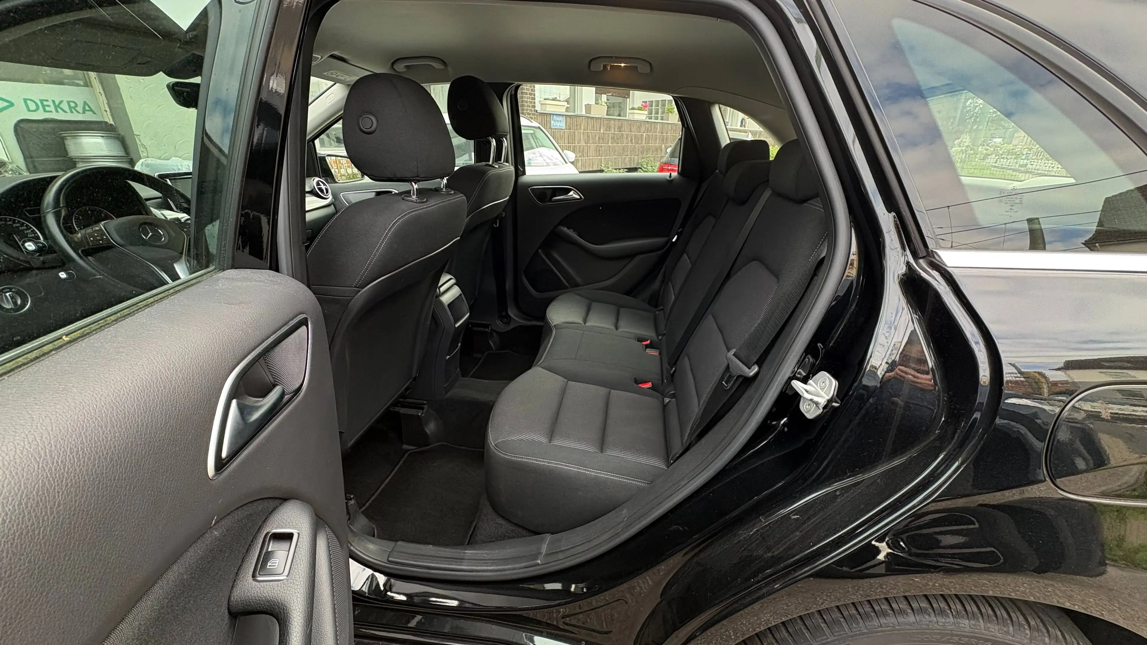 Mercedes-Benz B 200 B 200 CDI (BlueEFFICIENCY) 7G-DCT *NAVI*XENON*PARKASSIST* — photo 10