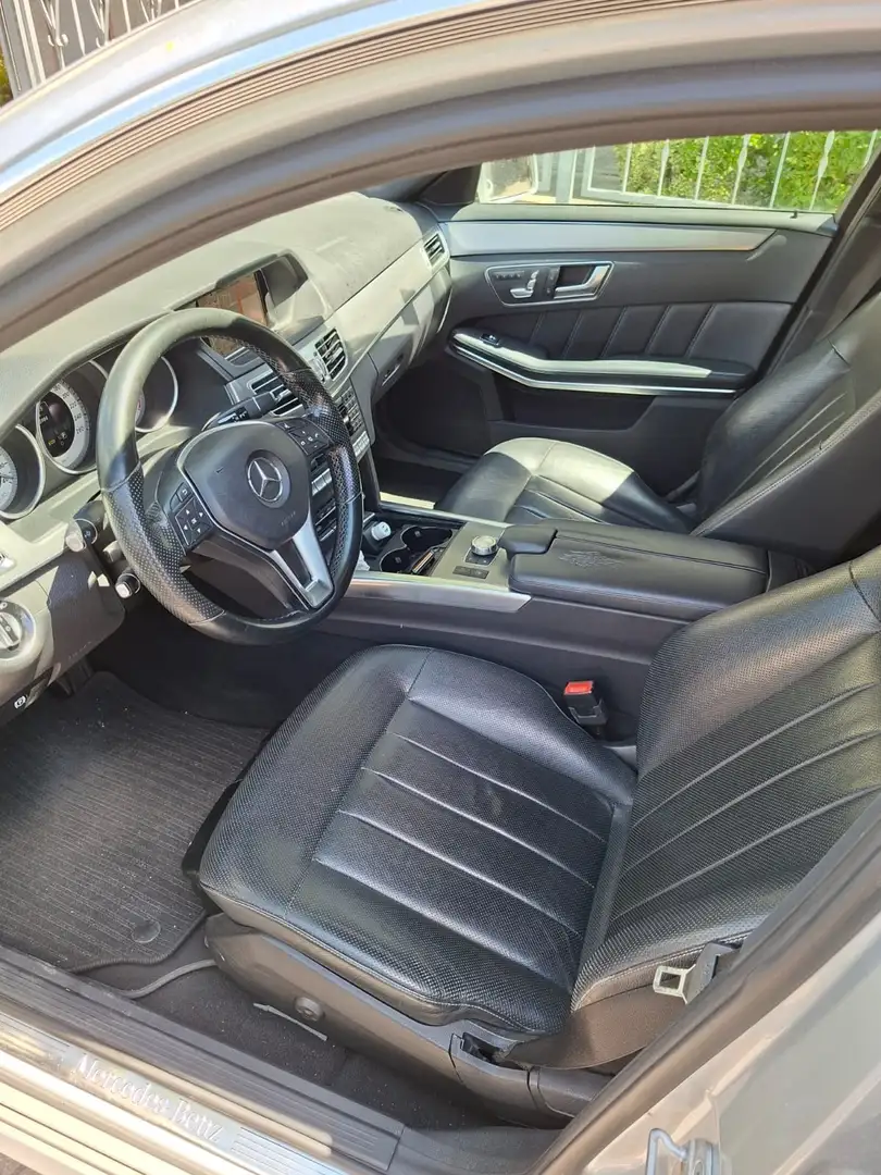 Mercedes-Benz E 250 BlueTEC Avantgarde Aut. Silber - 2