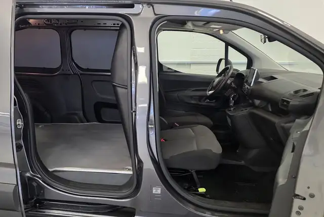Toyota Proace City view 7