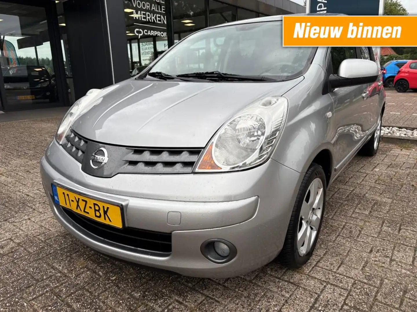 Nissan Note 1.4 Life Grau - 1