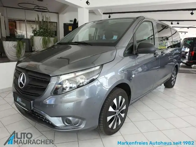 Mercedes-Benz Vito Tourer SELECT 119 CDI lang 4x4 Aut.*AHK*KAMER Ansicht 1