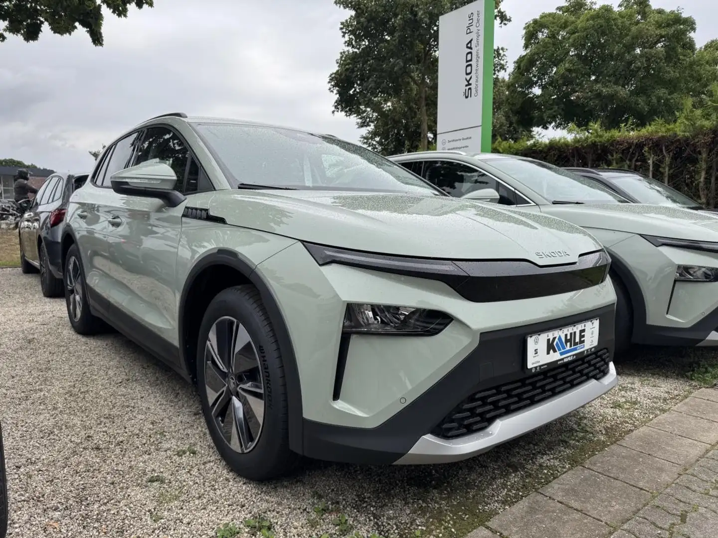 Skoda Elroq 50 Tour Grün - 1