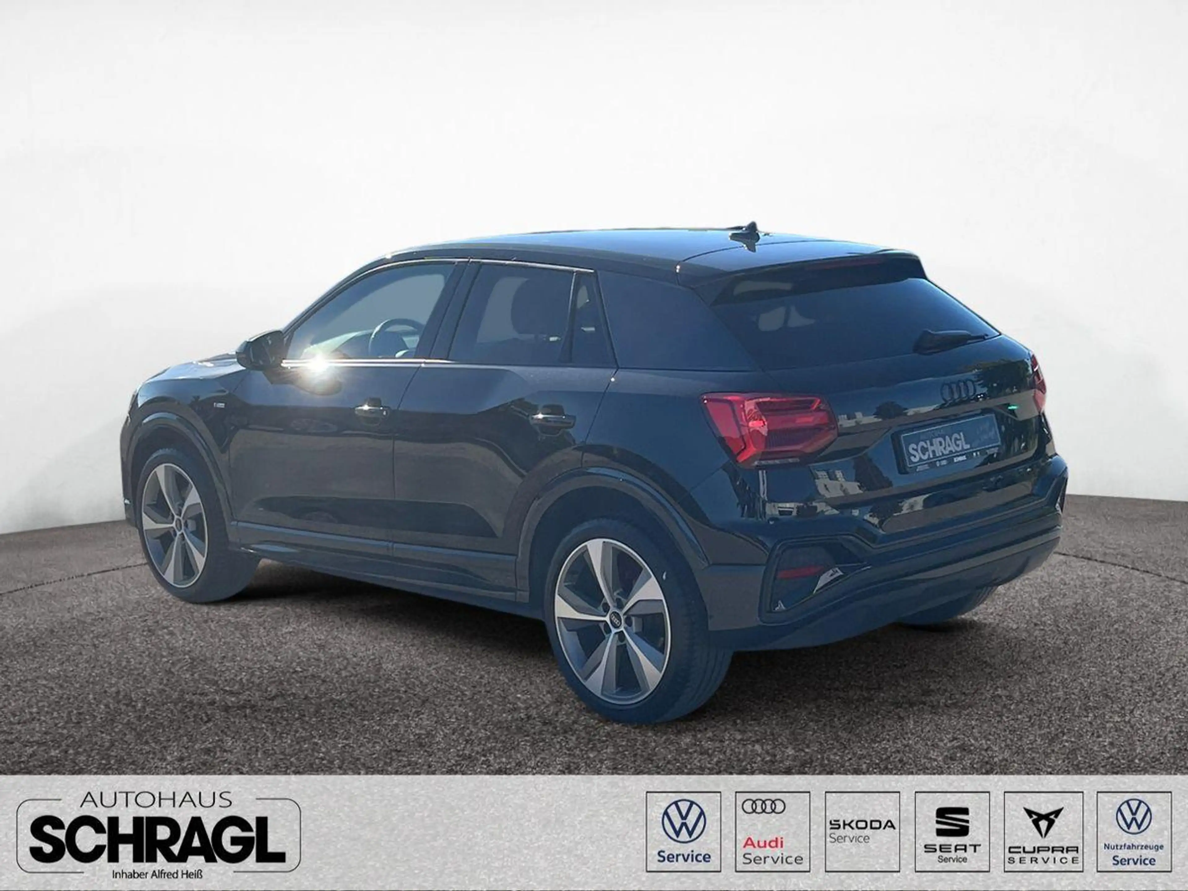 Audi Q2 35 TFSI S-LINE+NAVI+KAMERA+MATRIX+BLACK+SHZ — photo 3