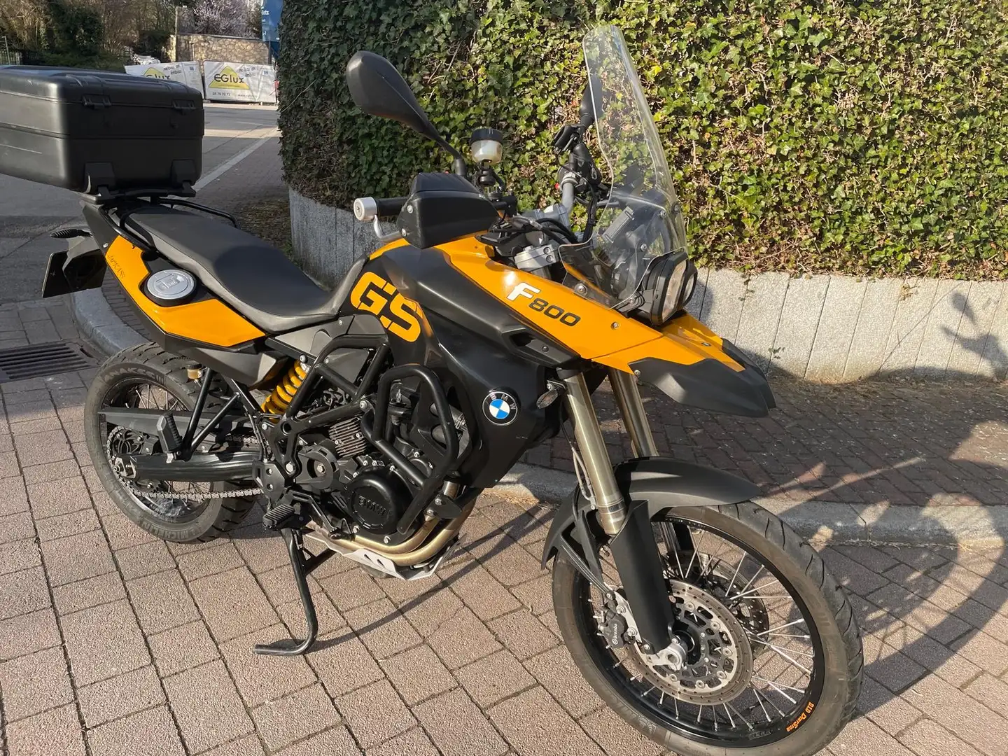 BMW F 800 GS ABS. Ohlins superbike suspension. - 1