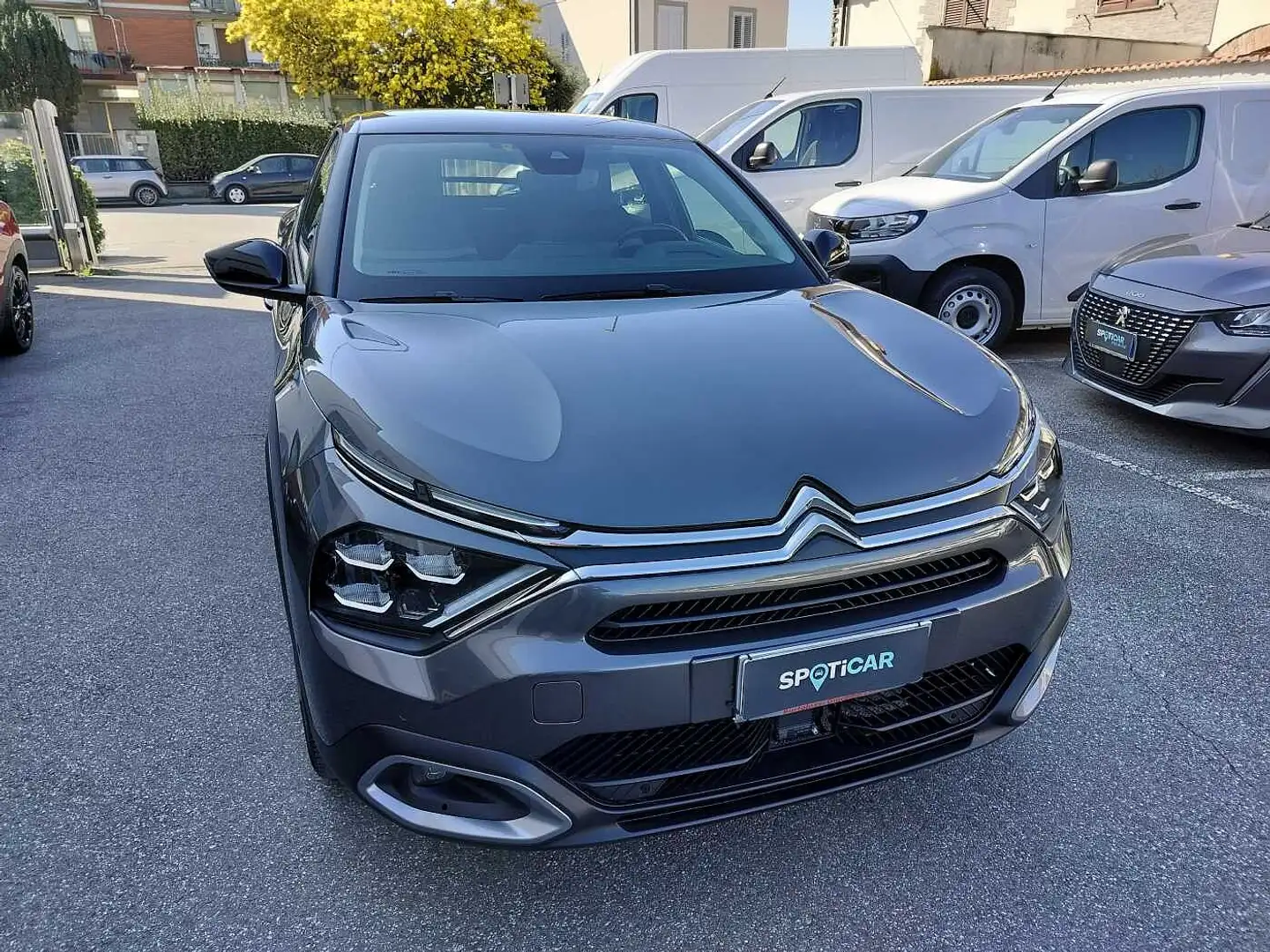 Citroen C4 3ª serie BlueHDi 130 S&S EAT8 Shine Gris - 1