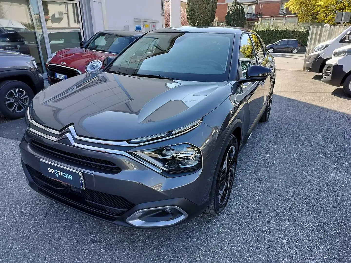 Citroen C4 3ª serie BlueHDi 130 S&S EAT8 Shine Gris - 2