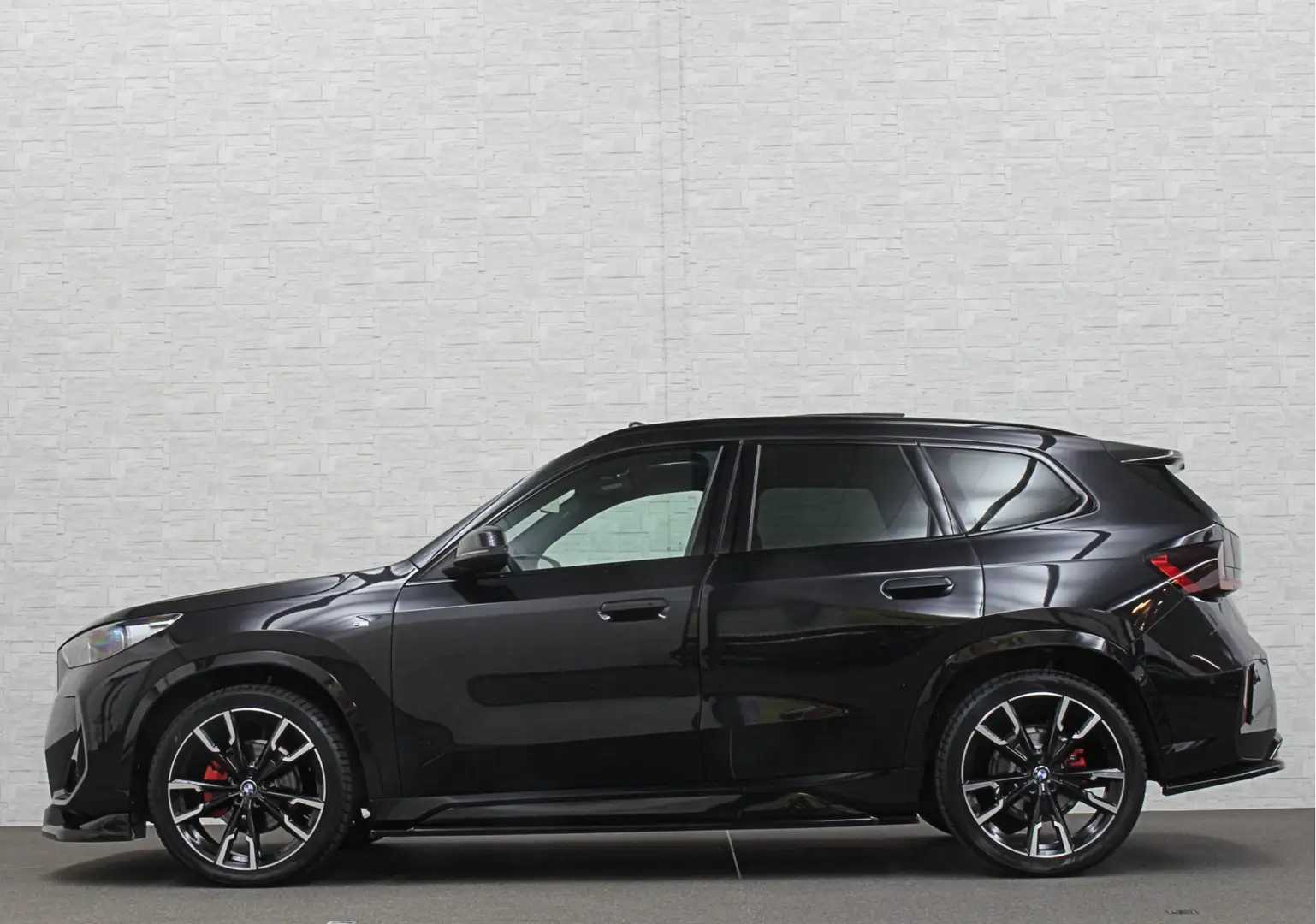 BMW X1 18i M-Sport Performance-Pack | Panorama | Sportsto Noir - 2