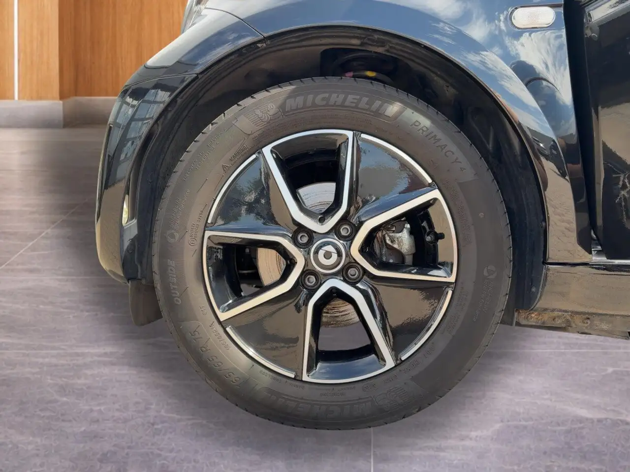 smart forTwo 2024 — фото 11