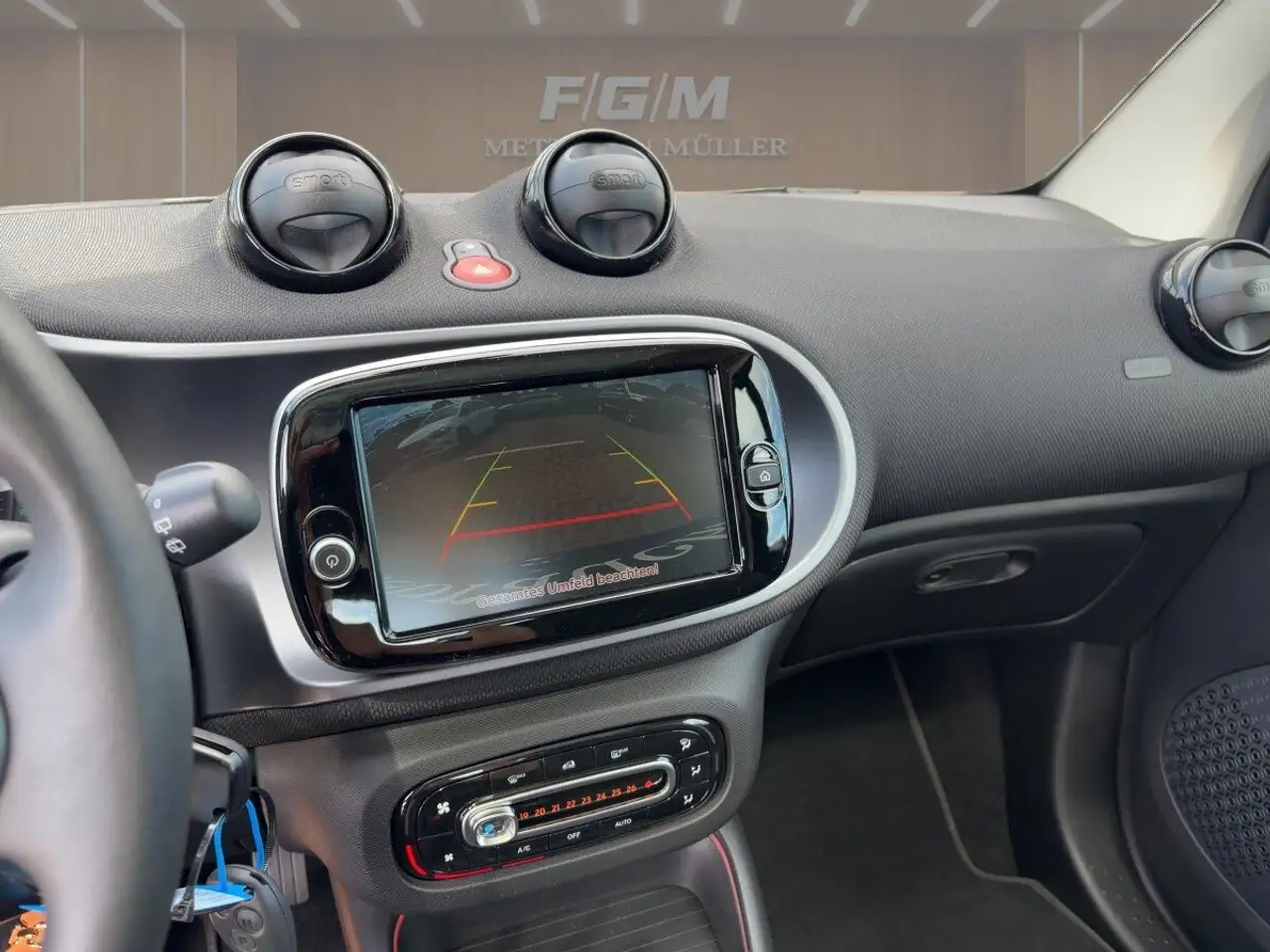 smart forTwo 2024 — фото 9