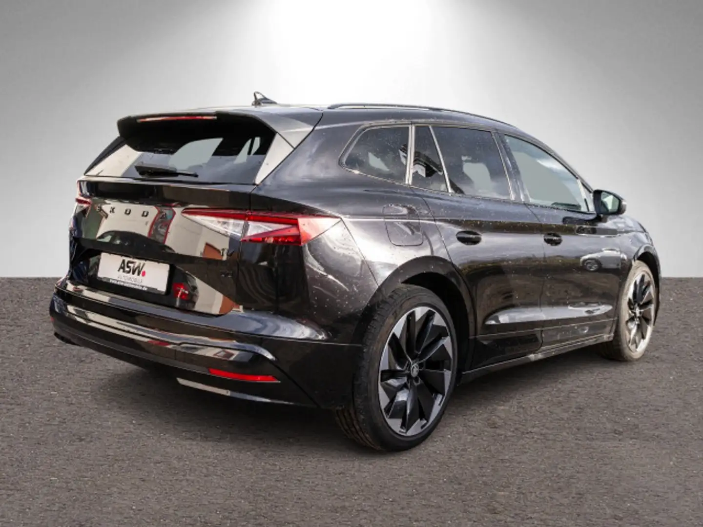 Skoda Enyaq iV 60 Sportline LED Nav RFK Wärmepumpe AHK Noir - 2
