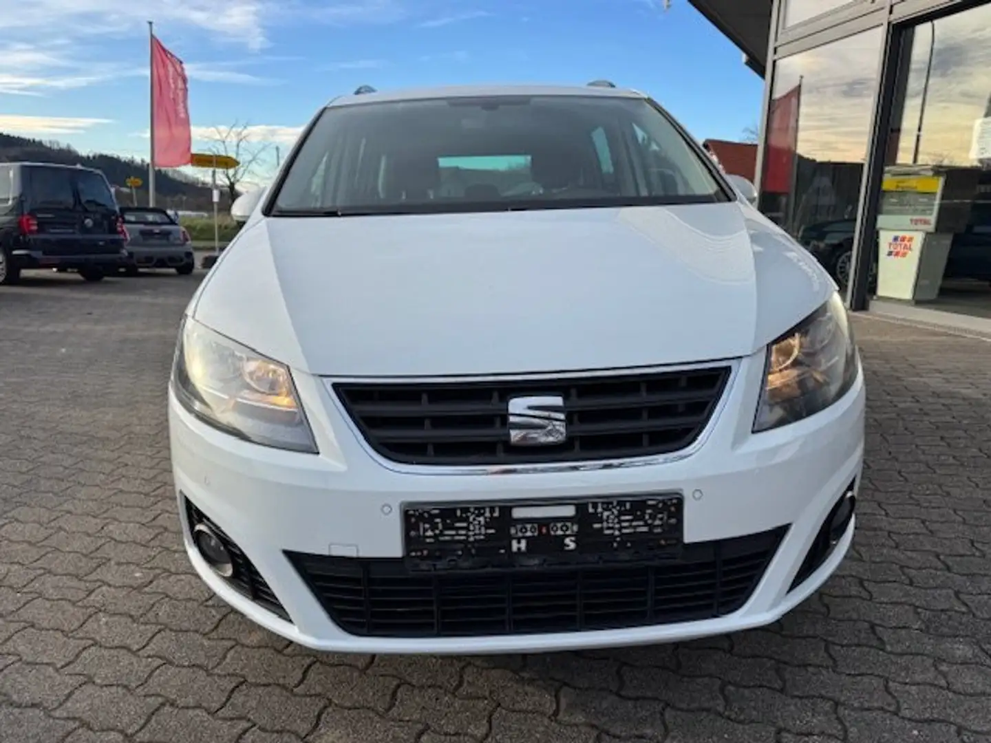 SEAT Alhambra 2,0 TDI DPF Style DSG-Automatik Blanc - 2