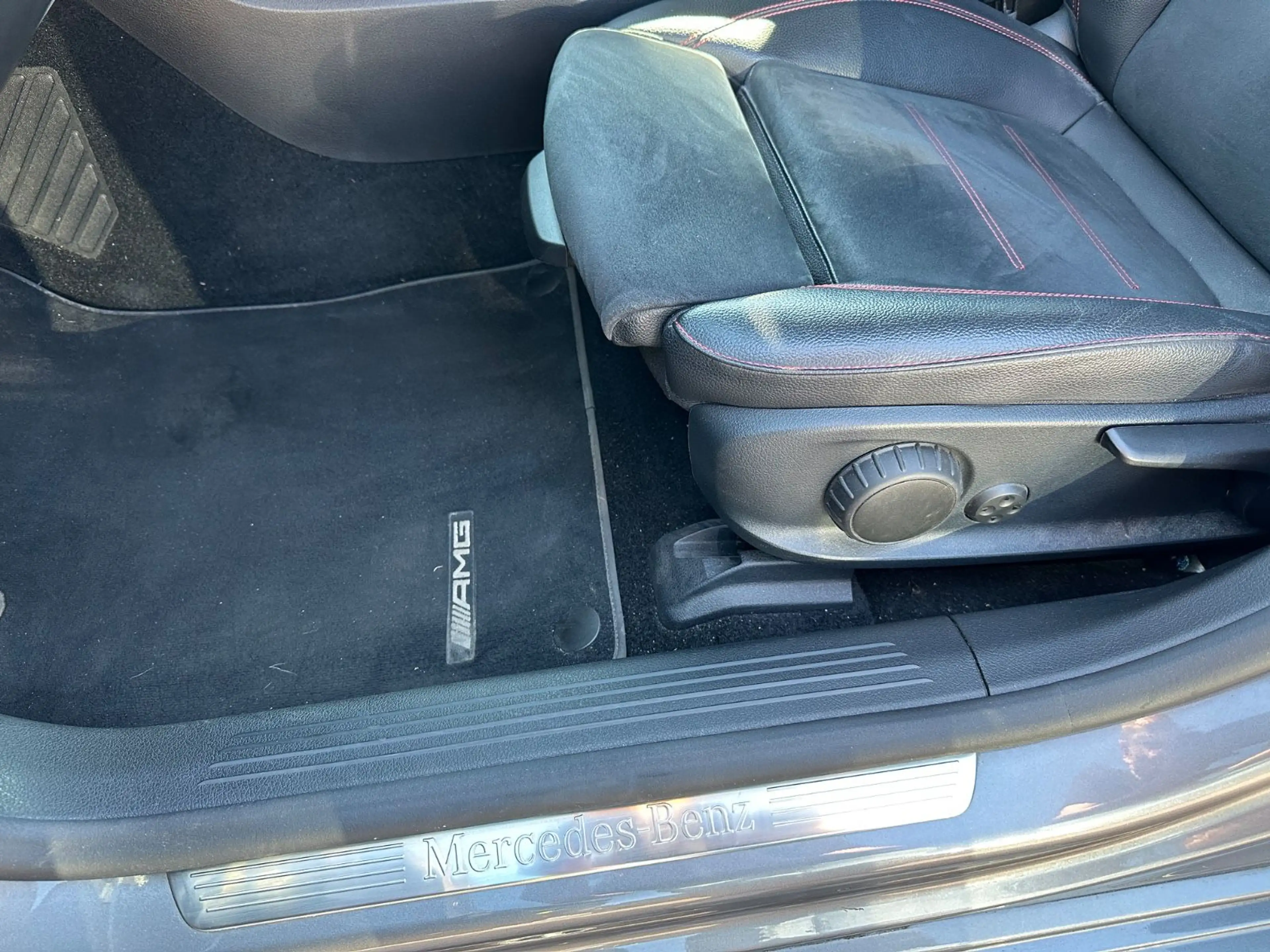 Mercedes-Benz CLA 220 AMG-LINE*MBUX*R-CAM*TEILLEDER*LED* — photo 11