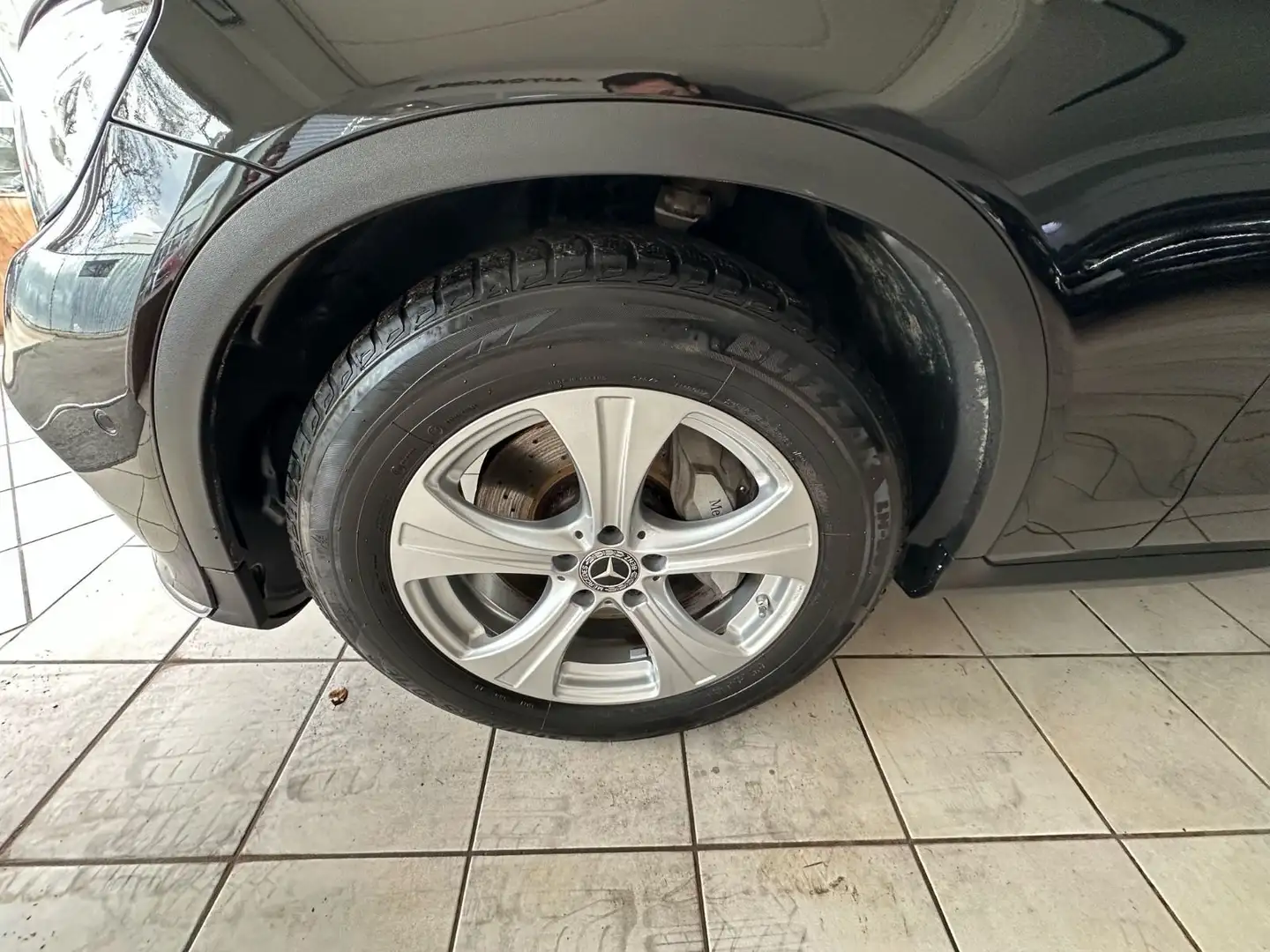 Mercedes-Benz GLC 350 d 4Matic AMG Line Negro - 2