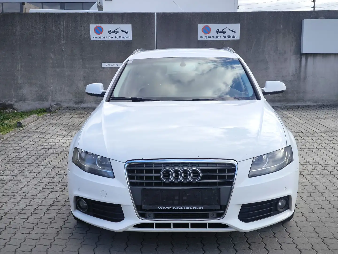 Audi A4 Avant 2.0 TDI DPF Ambiente - 2
