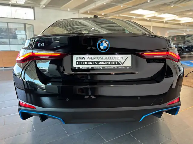 BMW I4 view 10