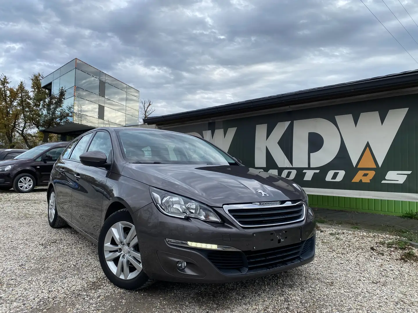 Peugeot 308 308 SW HDi FAP *Navi * Alu 16" * Grau - 1