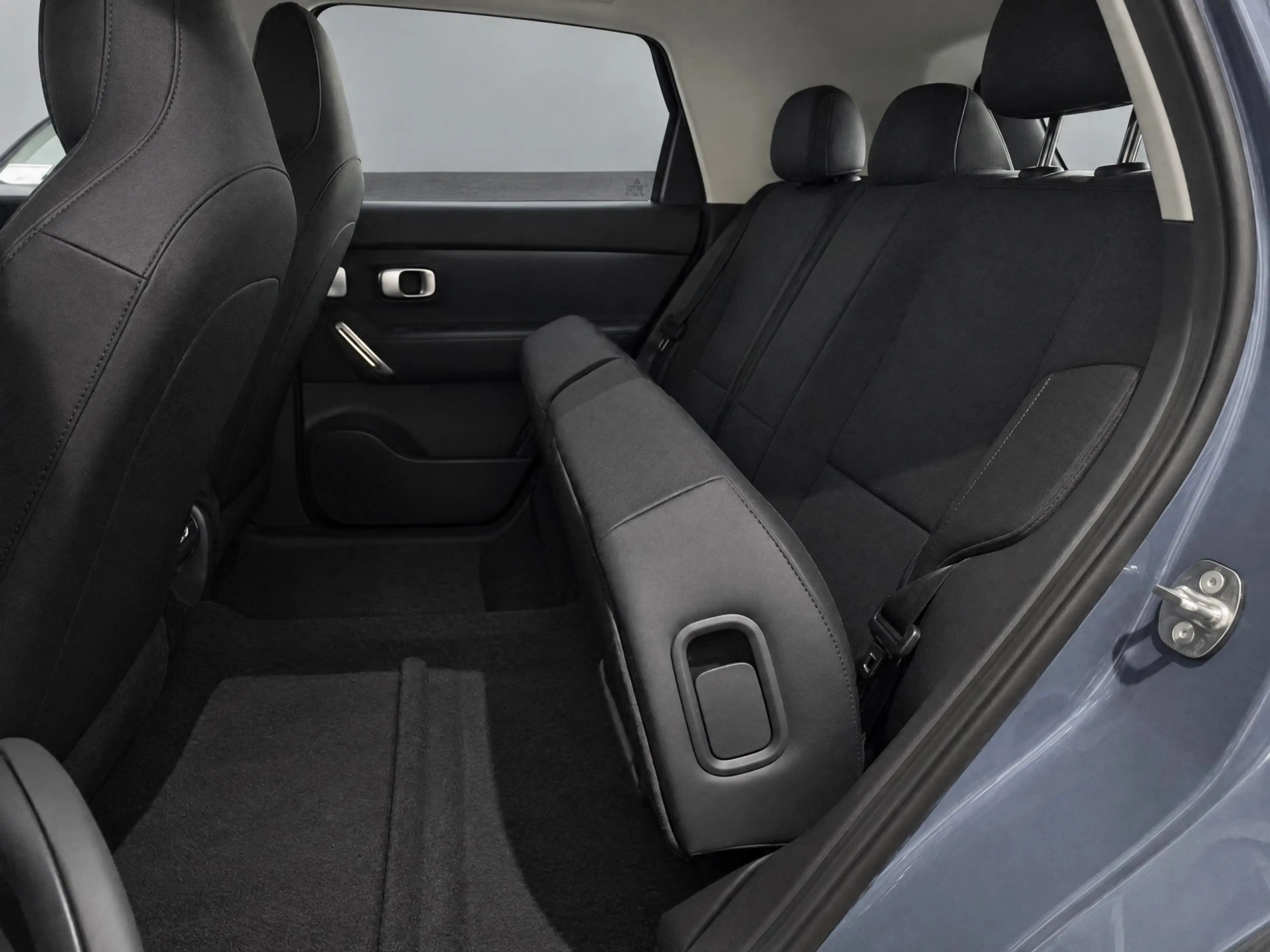 Leapmotor B03X ProMax Design 53 kWh Vooruitstrevende Compact SUV — photo 13