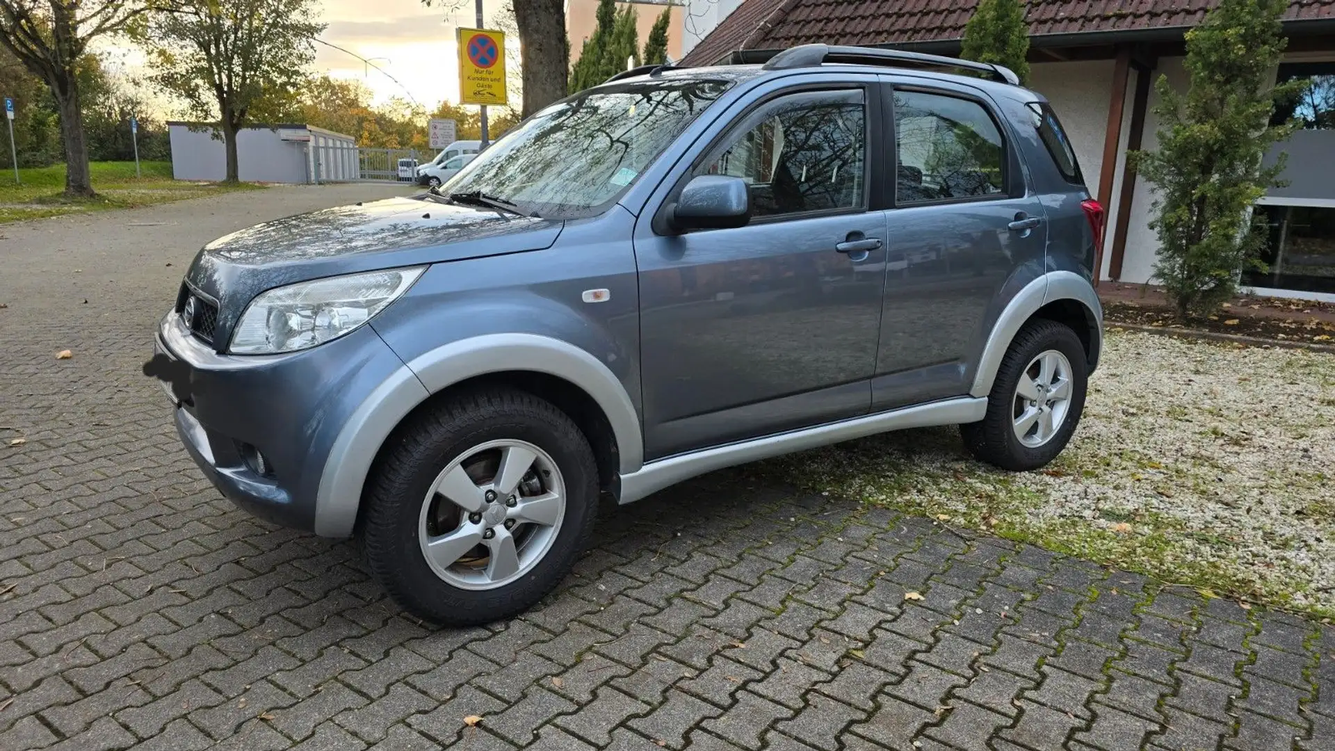 Daihatsu Terios 4WD Top S Grau - 1