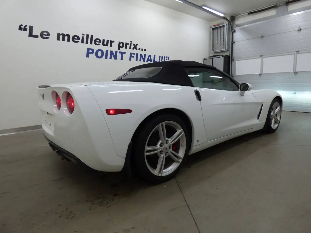 Chevrolet Corvette снимка Chevrolet Corvette