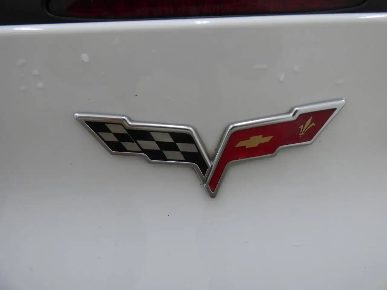 Chevrolet Corvette снимка Chevrolet Corvette