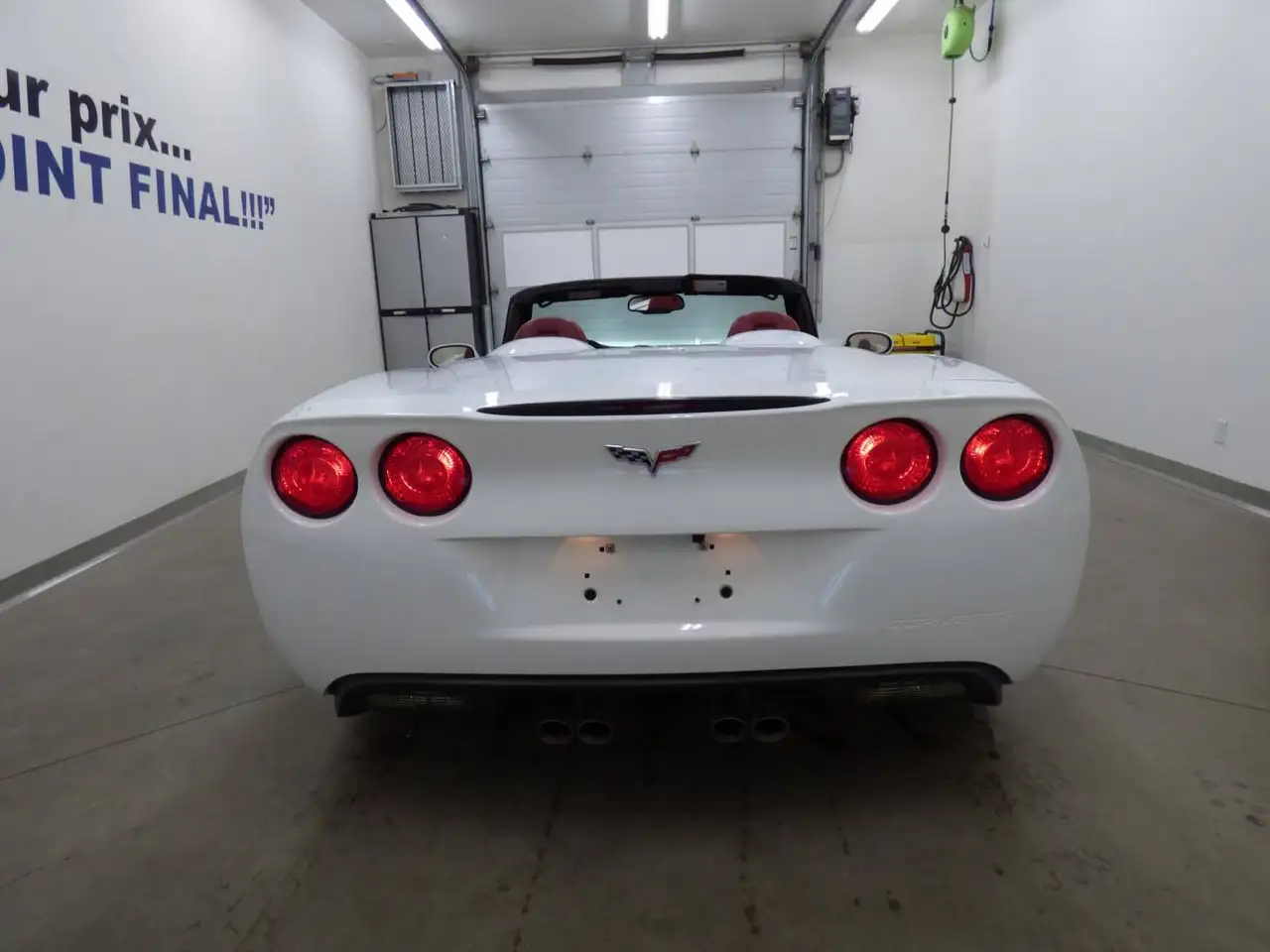 Chevrolet Corvette снимка Chevrolet Corvette