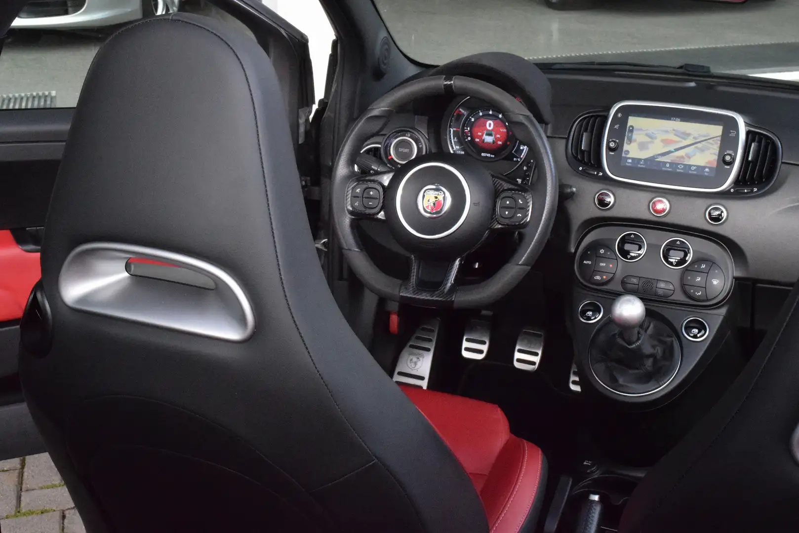 Abarth 595C COMPETIZIONE FACELIFT CARBON! MONZA-SPORTABGAS! Šedá - 2