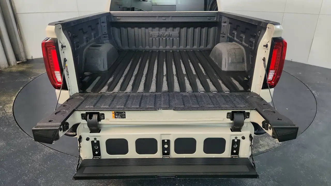 GMC Sierra 1500 снимка GMC Sierra 1500