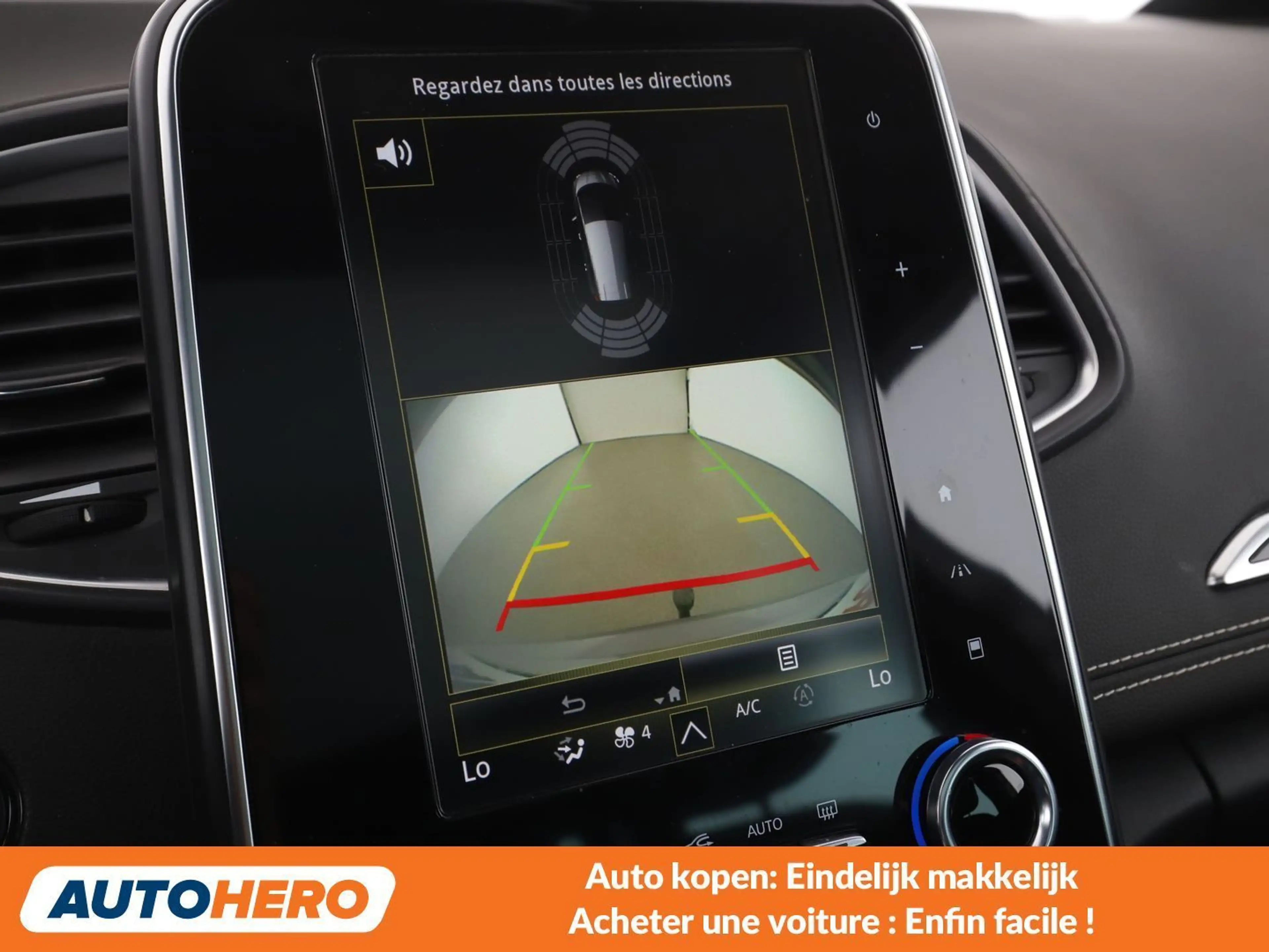 Renault Grand Scenic 1.3 TCe Black Edition — photo 9