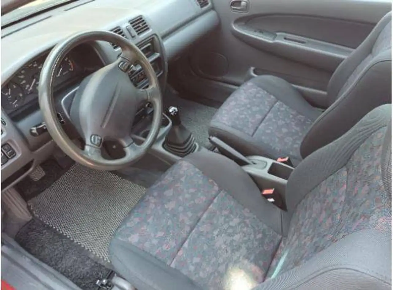 Mazda 323 C 1.5 Comfort, foto 9