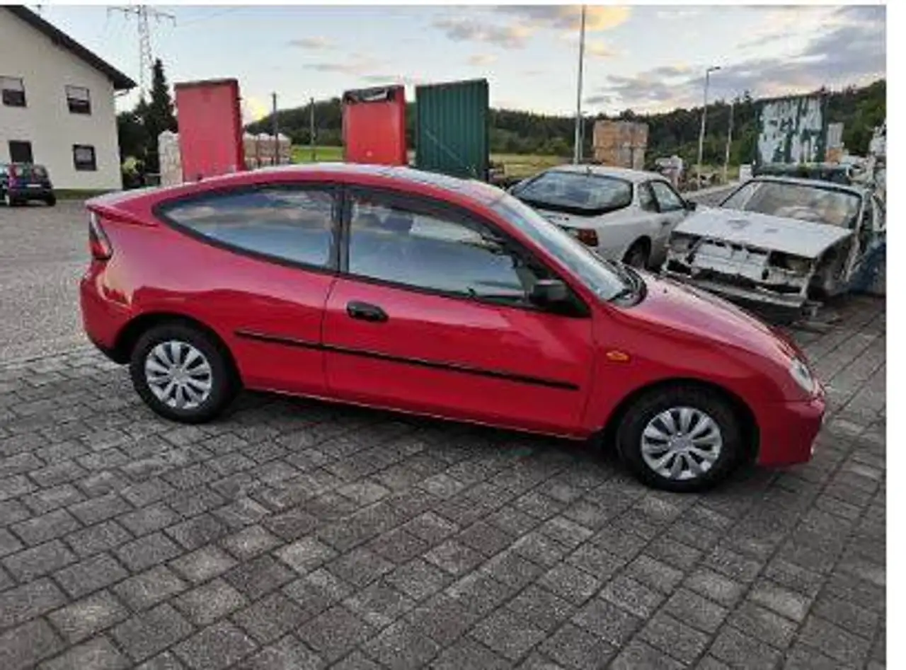 Mazda 323 C 1.5 Comfort, foto 5