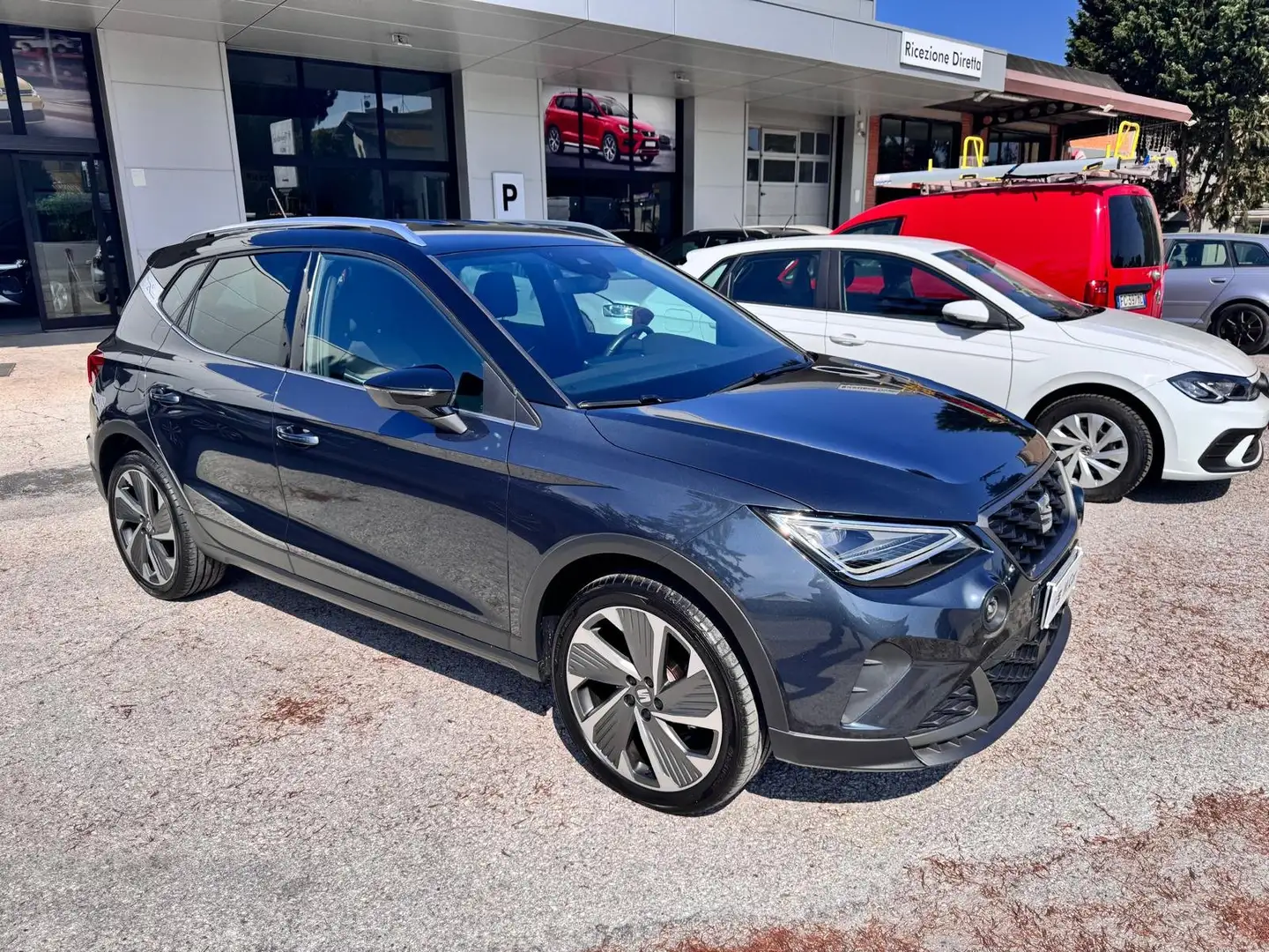 SEAT Arona Arona 1.0 tgi FR 90cv Grigio - 2