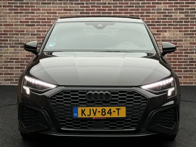 Audi A3 view 5