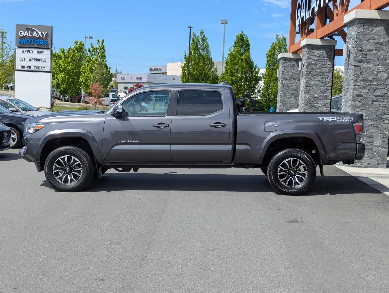 Toyota Tacoma снимка Toyota Tacoma