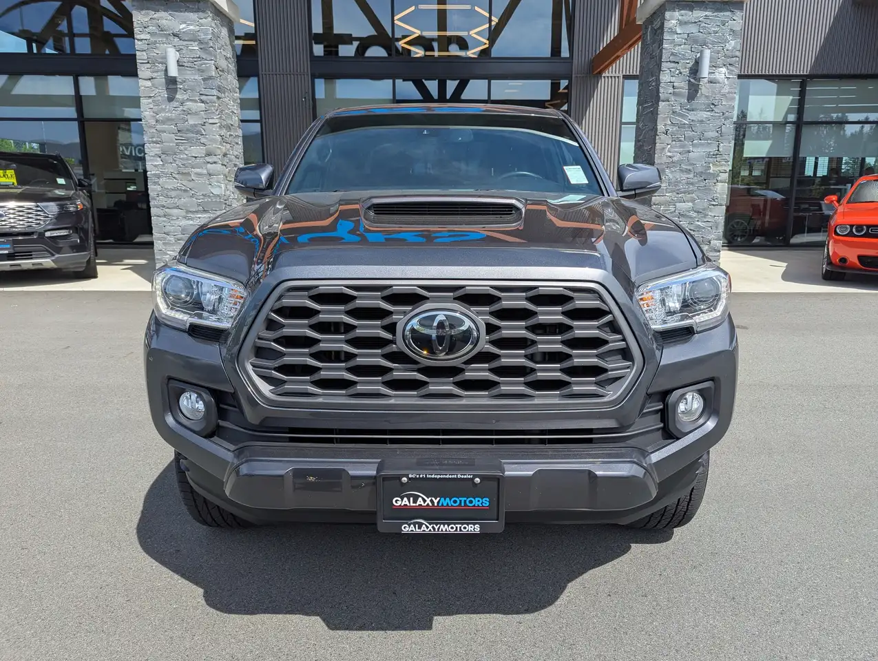 Toyota Tacoma снимка Toyota Tacoma
