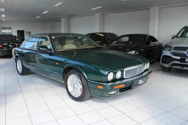 Jaguar XJ6 4.o Litre Sovereign // Liebhaber-Fahrzeug //