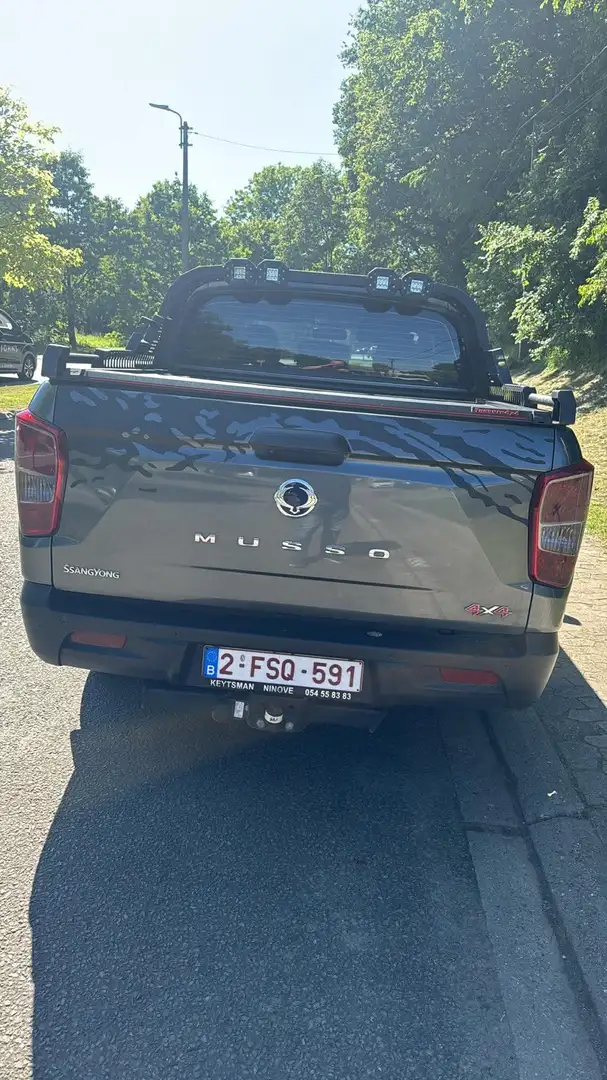SsangYong Musso 2.2 Turbo e-Xdi 4WD Blackline Grau - 1