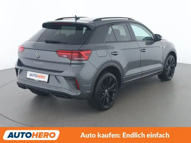 Volkswagen T-Roc view 6