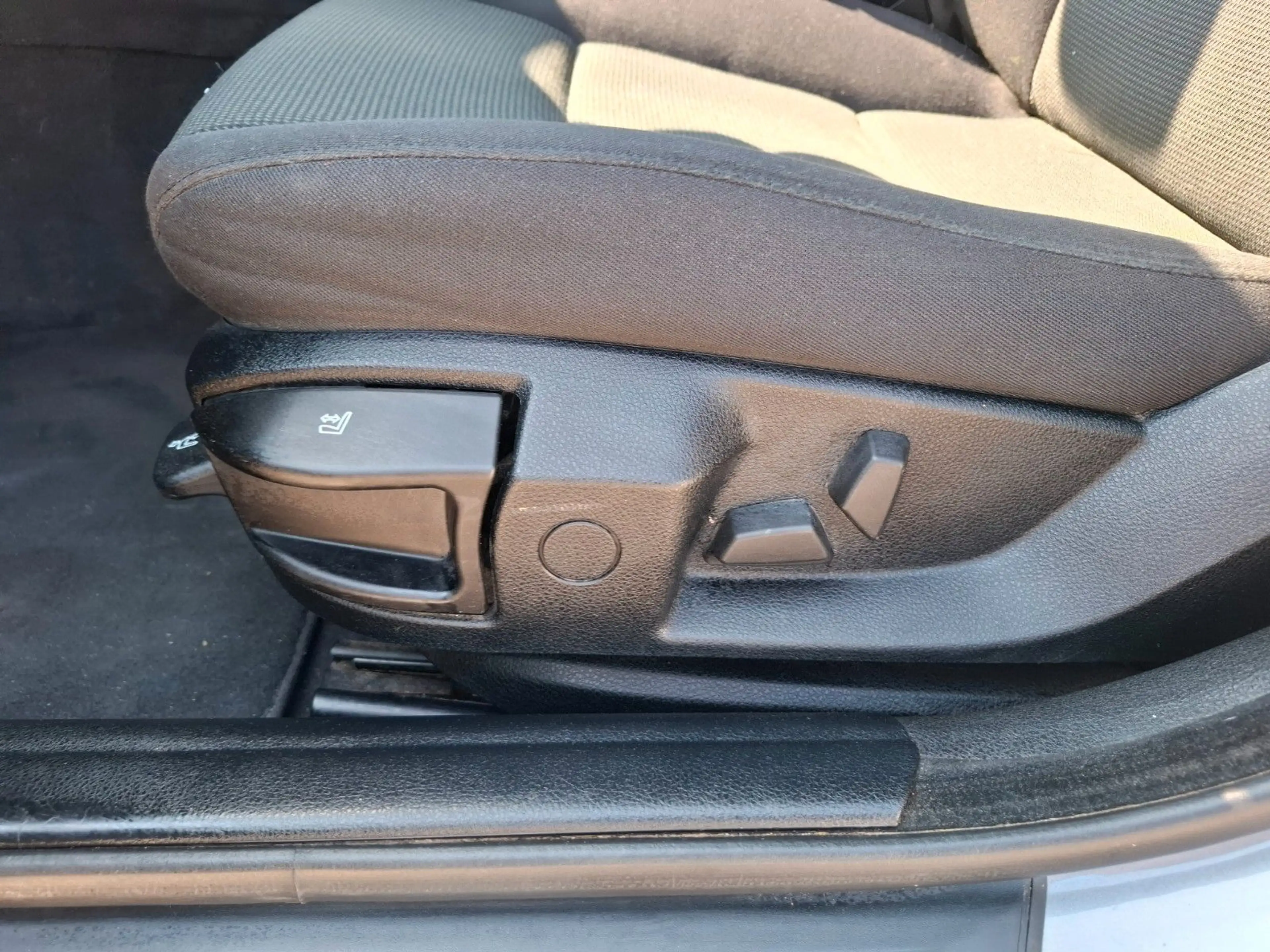 BMW 525 Touring Navi Xenon Soft Close Tüv Neu — photo 12