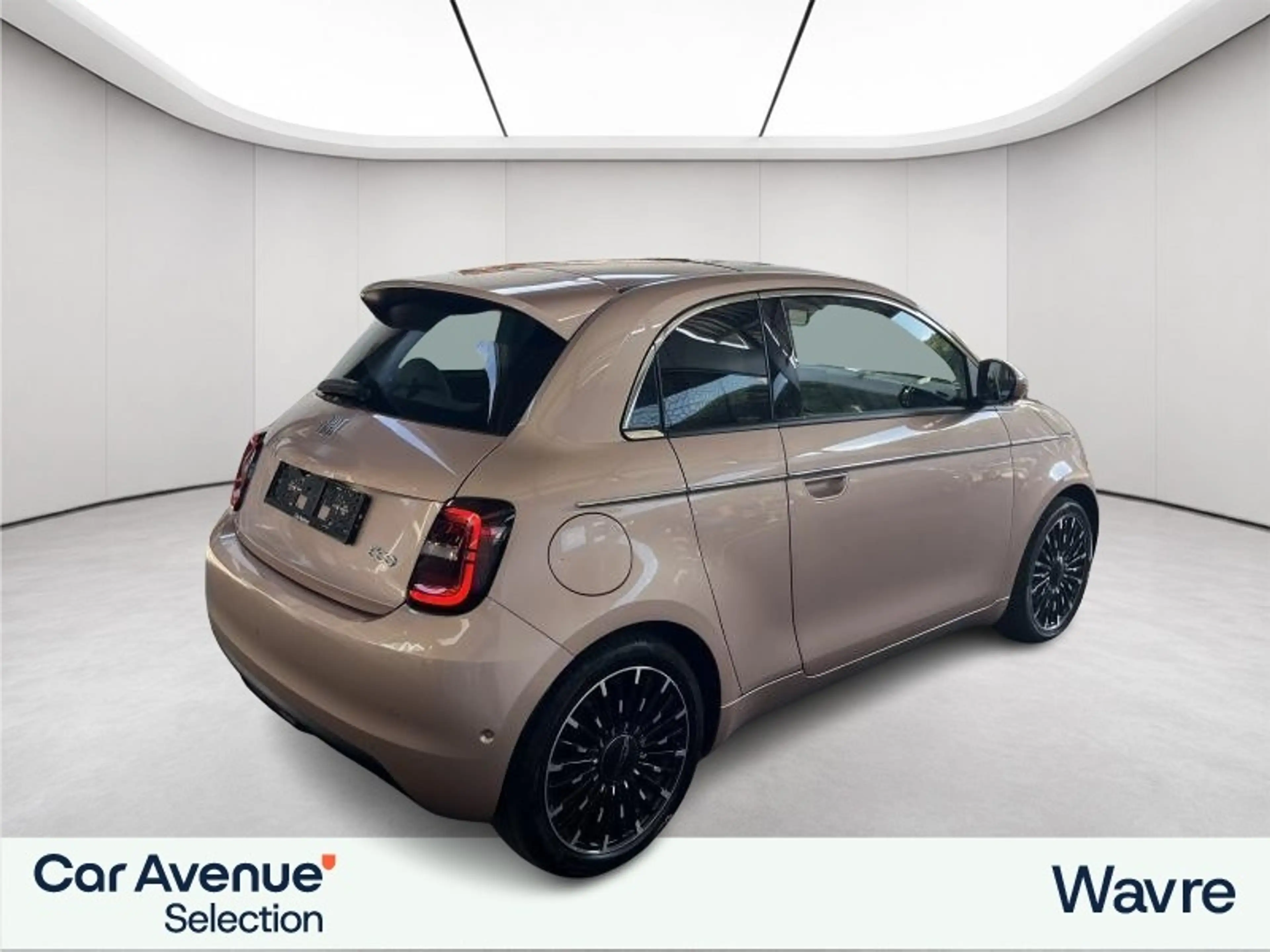 Fiat 500e La Prima + JBL + sièges chauff. — photo 4